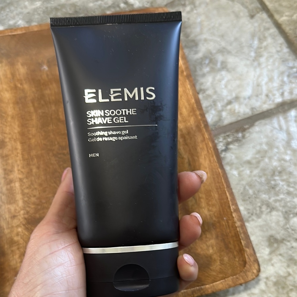 Elemis Black Skin Soothe Shave Gel